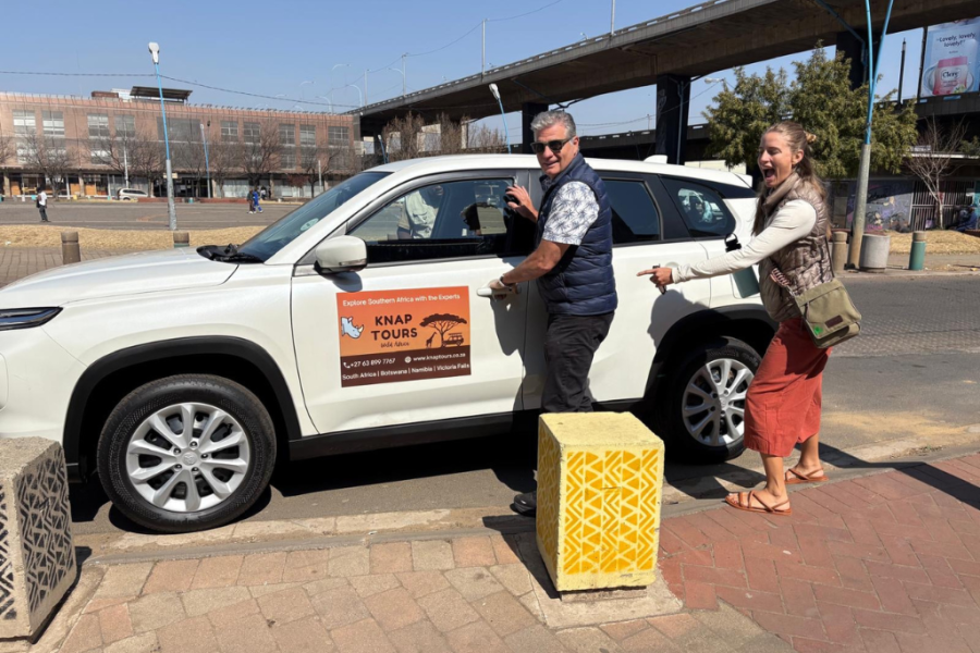 Johannesburg to Dinokeng Private Transfer